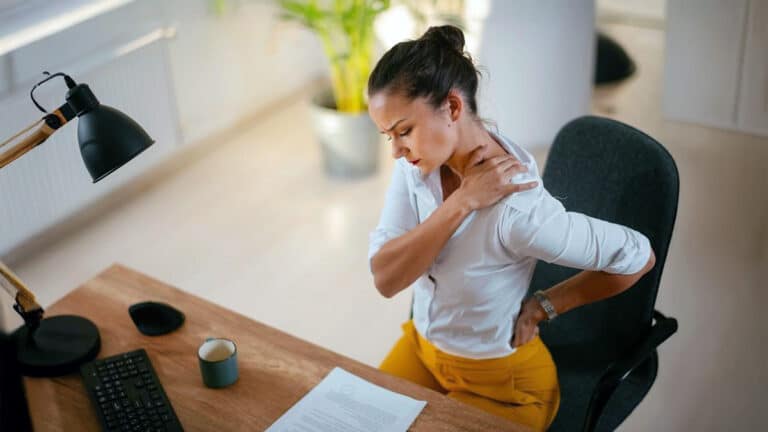 How to Prevent Injuries in (Sedentary) Everyday Life